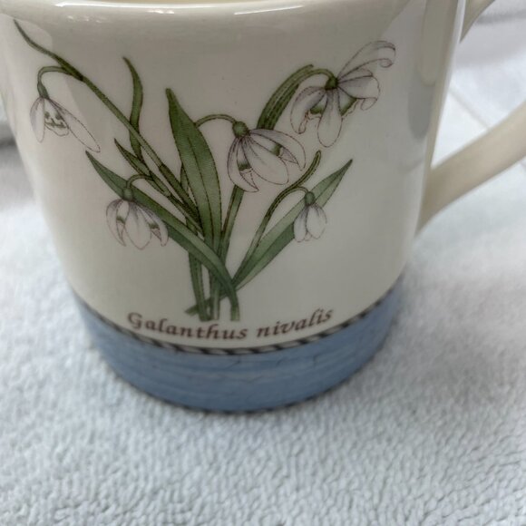 Wedgwood Sarah's Garden Queen's Ware Made in Enlgand - Picture 2 of 5